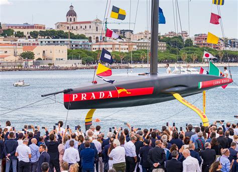 luna rossa prada vola|luna rossa prada pirelli modellino.